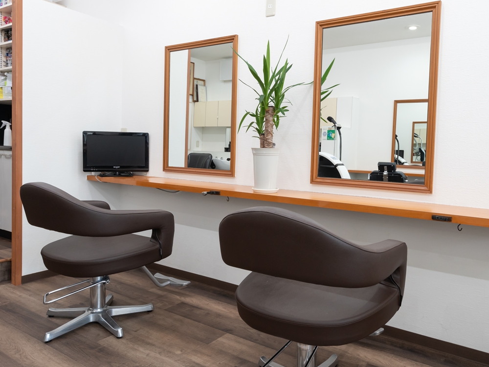 見附市今町美容院・ヘアサロン|美容室OKA(オカ)